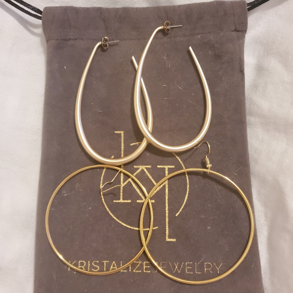 Kristalize Hoop Earrings in Gold